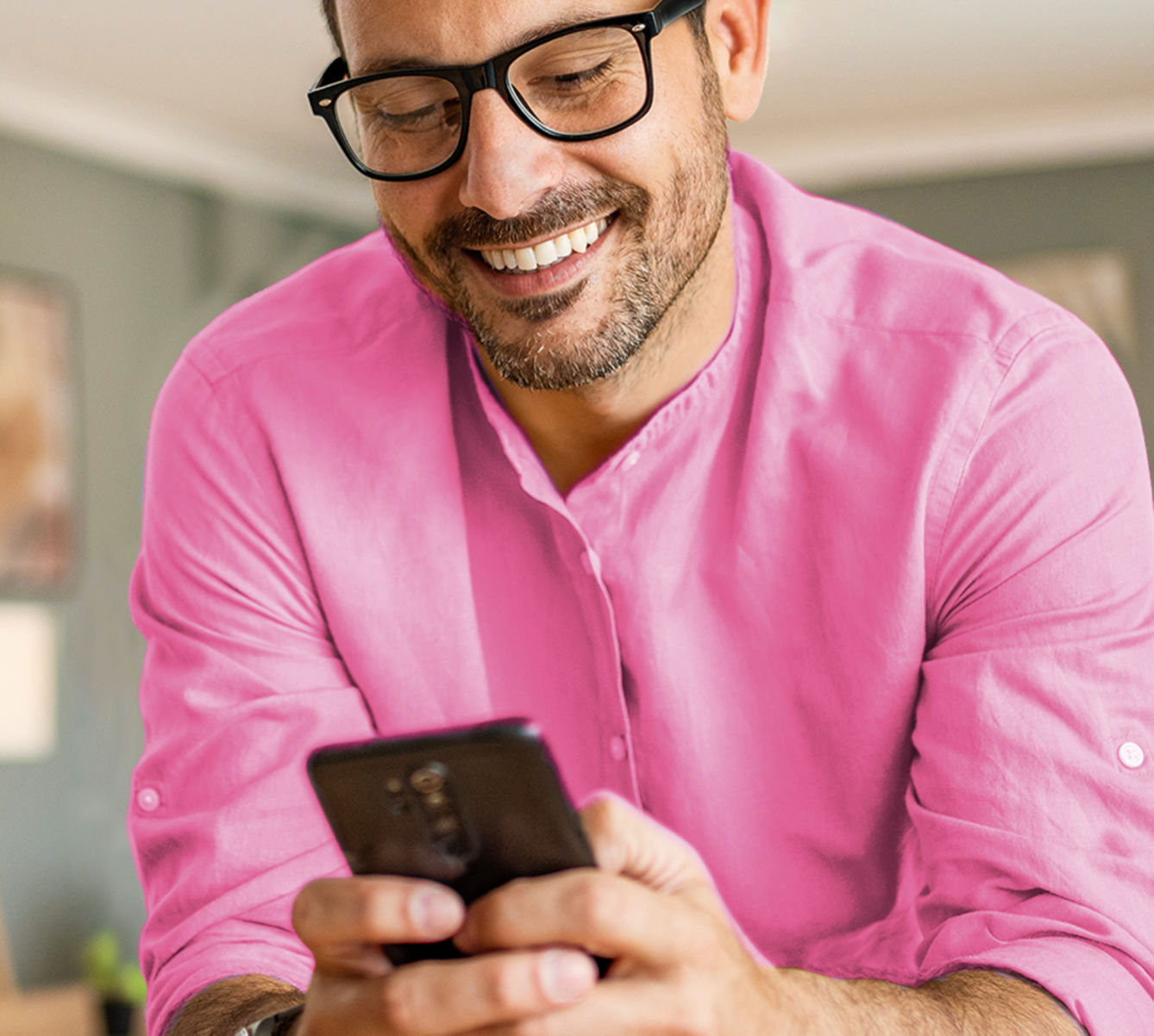 Chat & Pay Magenta Pay